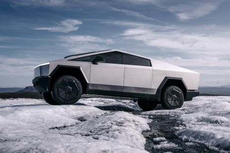 Experts slam safety of "death machine" Tesla Cybertruck