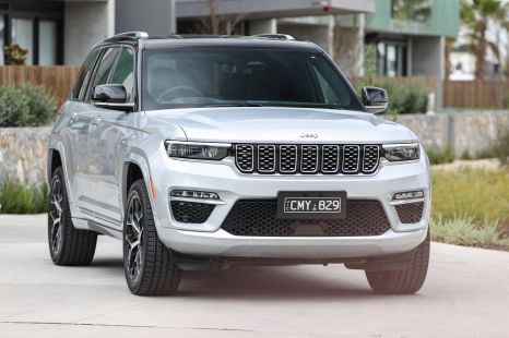 Jeep Grand Cherokee PHEV price slashed by over $30,000 in runout sale