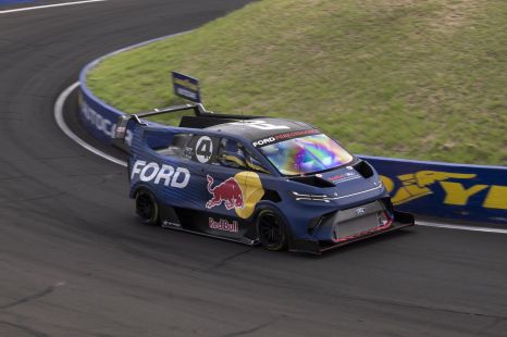 Electric van shatters Bathurst lap record – here's what it beat