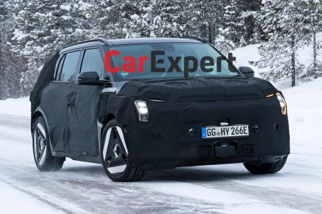 Kia’s new Seltos-sized electric SUV spied