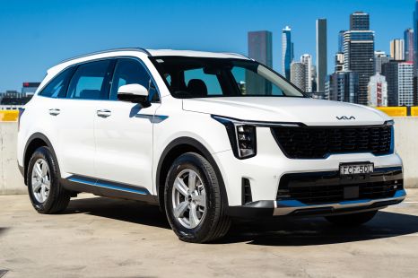 2024 Kia Sorento S V6 FWD review