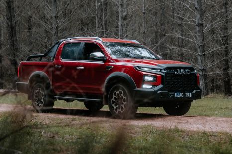 China's JAC focusing on diesel utes first, but hybrids could follow