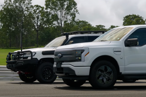 Ford F-150 Lightning, Toyota LandCruiser meet in wild drag race challenge
