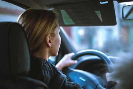 Women more likely to drive politely than men, survey says