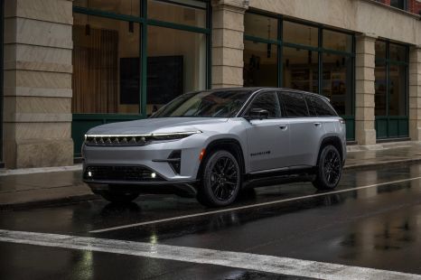 Jeep Wagoneer S detailed as aspiring Tesla Model Y Performance killer