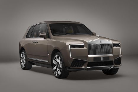 2025 Rolls-Royce Cullinan facelift brings artsy interior trim