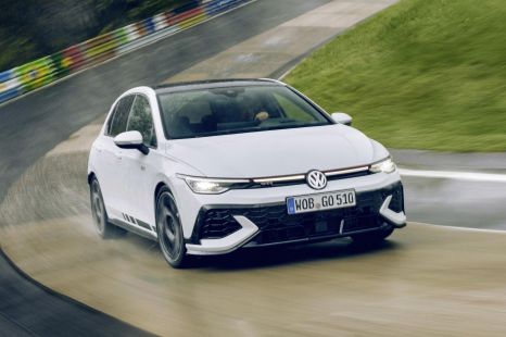 Volkswagen Golf marks 50 years with hot Clubsport GTI