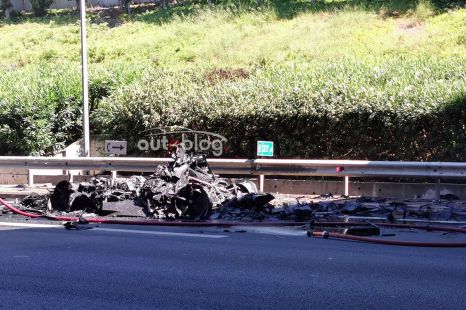 Koenigsegg Jesko owners told to stop driving after hypercar burns to the ground
