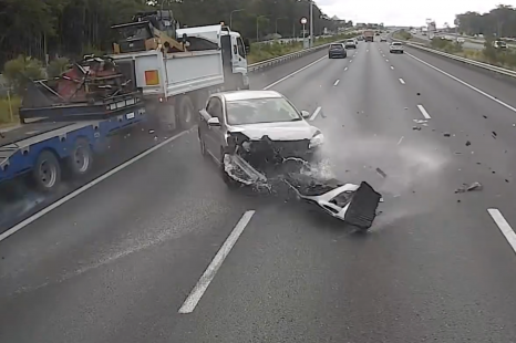 Brake check leads to multi-vehicle pileup for tailgating P-plater