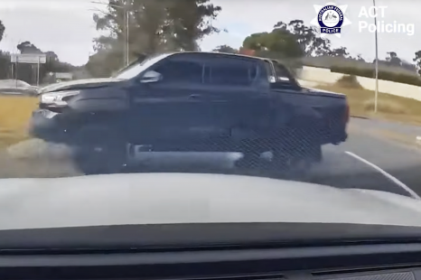 Police on the hunt for Toyota HiLux driver after Canberra hit-and-run