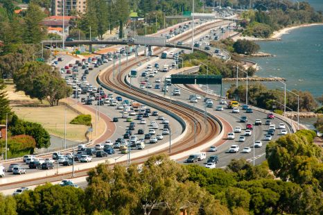 How to avoid holiday traffic this Christmas season