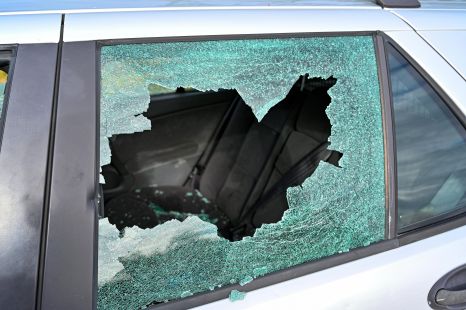 Victorians urged to secure their cars, belongings as thefts surge