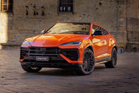 Lamborghini Urus SE recalled due to fire risk