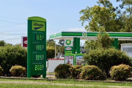 Election promise could see big savings for Australian motorists