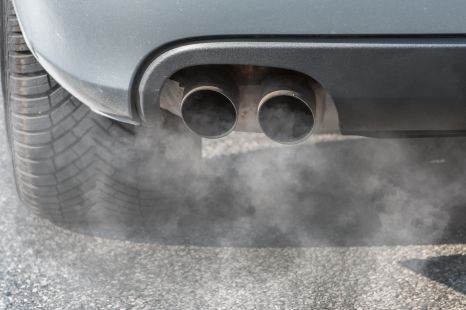 Europe relaxes CO2 emissions rules in win for carmakers