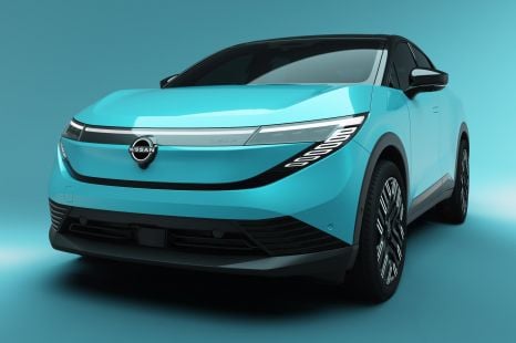 Nissan expects record losses as its turnaround continues