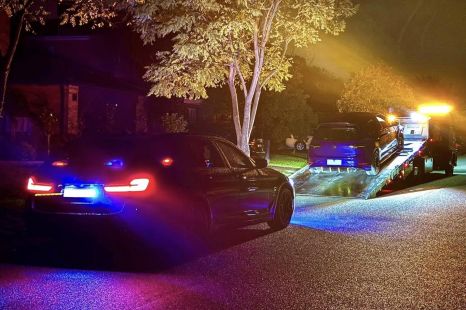 Unsupervised learner booked after 200km/h street race