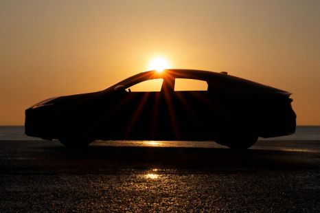 2026 Lexus ES: Next-gen luxury Camry twin teased, reveal date set