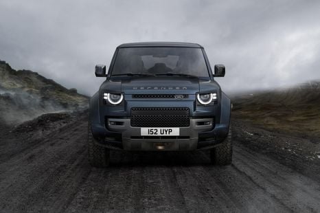 Next-gen Land Rover Defender delayed by at least two years – report