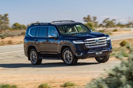 2026 Toyota LandCruiser 300 Hybrid: Everything we know