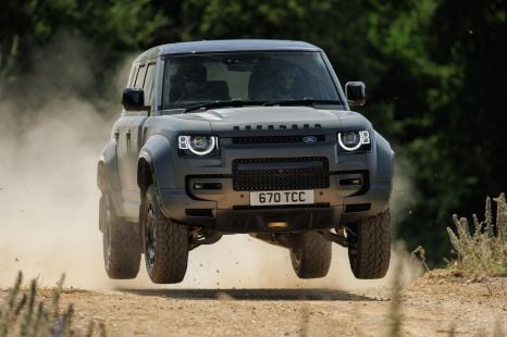 2025 Land Rover Defender OCTA Review