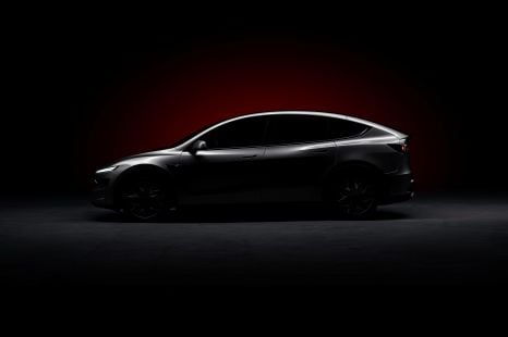 2026 Tesla Model YL teased as long-wheelbase, six-seat Model Y