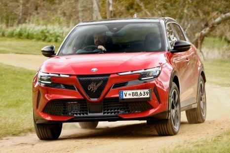 2026 Alfa Romeo Junior Ibrida review