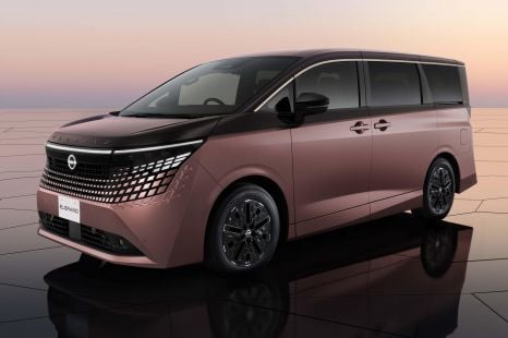 Nissan Elgrand: Luxury people mover redesigned with hybrid drivetrain