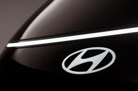 Hyundai teases Staria EV ahead of likely January reveal