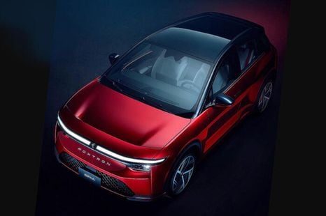 Australia-bound Mitsubishi SUV could pack 300kW powertrain