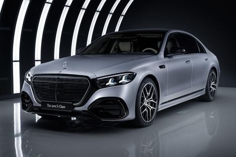 2026 Mercedes-Benz S-Class revealed with stars in its eyes