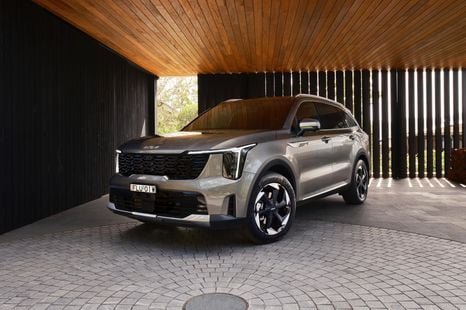 2026 Kia Sorento price and specs