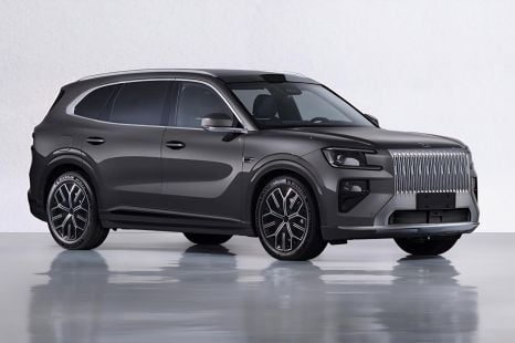 Zeekr 8X breaks cover as a big, posh plug-in hybrid SUV