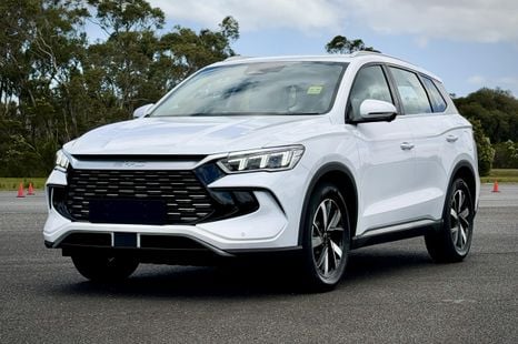 2026 BYD Sealion 5 Essential review