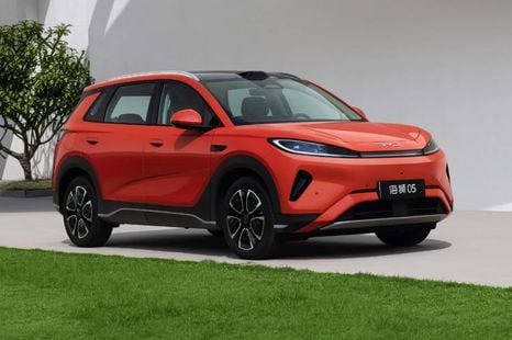 2026 BYD Sealion 05 DM-i: New-generation PHEV triples its electric range
