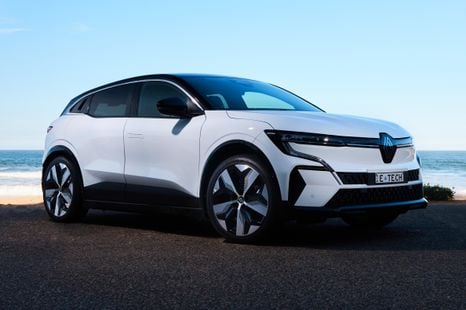 Renault Megane E-Tech EV pricing cut by thousands in new offer