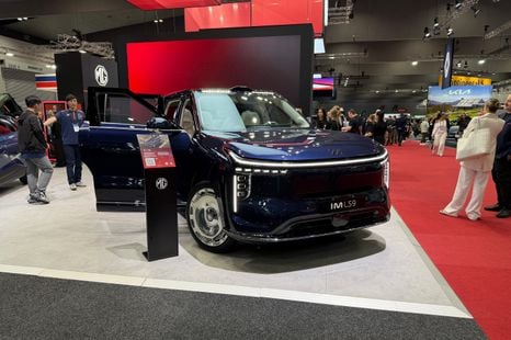MG previews luxurious extended-range electric flagship SUV in Australia