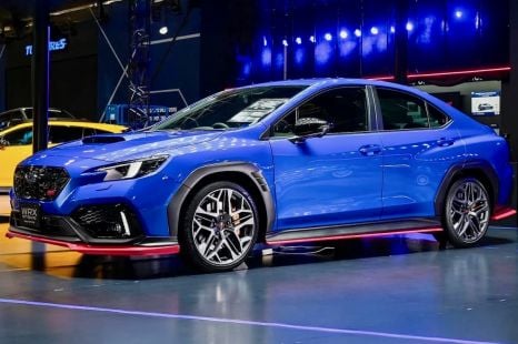 Subaru WRX STI Sport prototype revealed, crowd goes mild