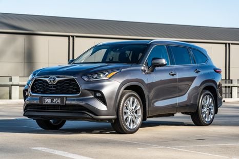 Toyota Kluger recall expanded to nearly 50,000 vehicles