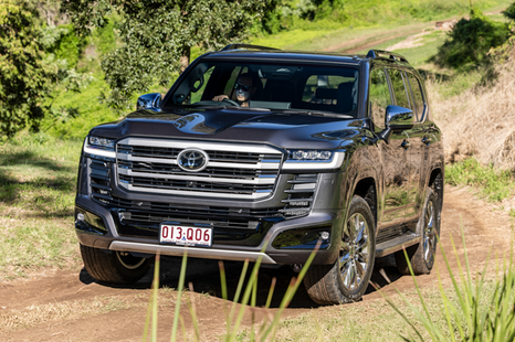2026 Toyota LandCruiser 300 Performance Hybrid review: Quick drive