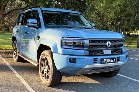 Top five large five-seat PHEV family SUVs in 2026