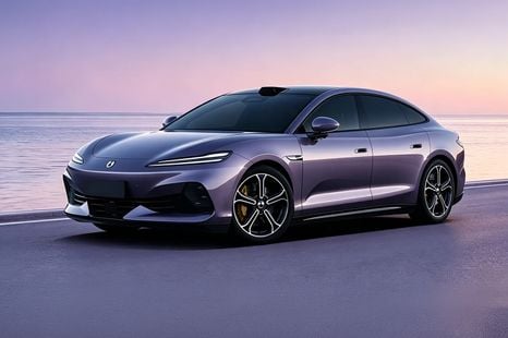 Denza Z9 S electric sedan revealed as smaller sibling to Australia-bound Z9 GT
