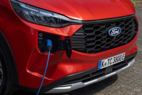 Ford Tourneo diesel axed in Australia, replaced by PHEV