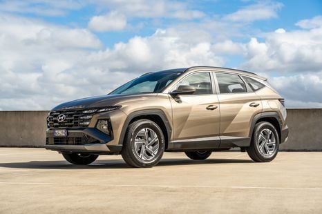 2026 Hyundai Tucson Hybrid FWD review