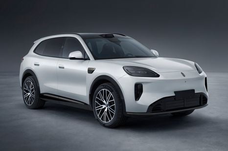 Chinese brand reveals yet another heavily Porsche-inspired model