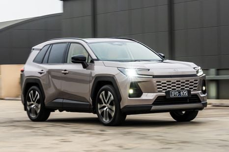 2027 Toyota RAV4 Cruiser review 