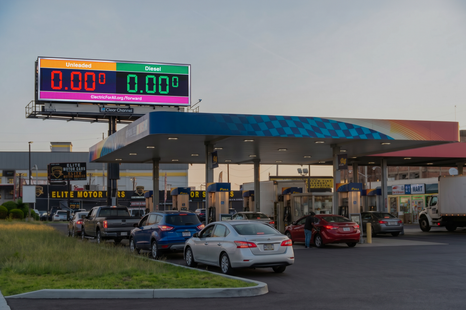 EV group’s new ad campaign seems to be designed to aggravate ICE vehicle owners