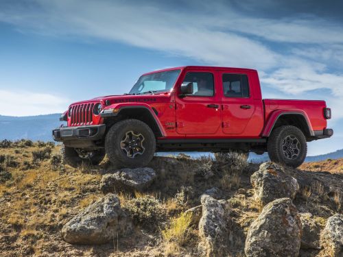 Jeep Gladiator diesel revealed, not for Australia