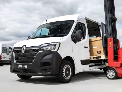 Renault reveals capped-price van servicing