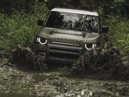 Land Rover Defender 90 delayed to early 2021